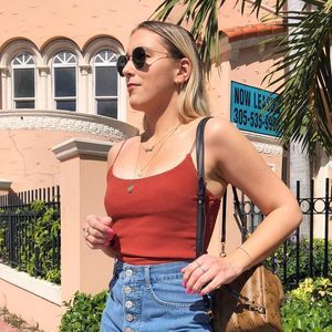 Meet your Posher, Roxanne